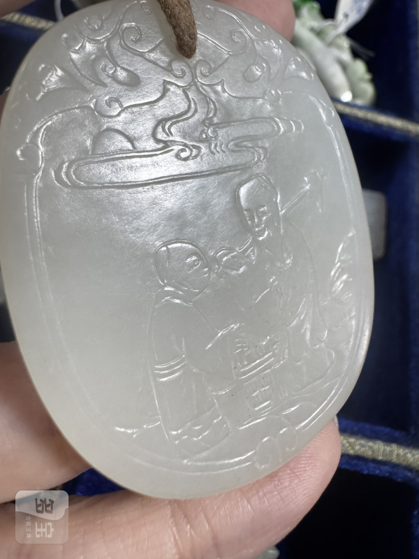清 玉人物诗文椭圆牌 - 图5